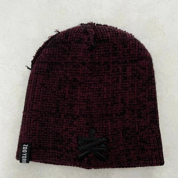 ZOO YORK/ Red & black/ Knit/ Toque - Picture 4 of 8